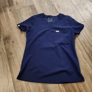 Figs Navy Blue Casma Three-Pocket Scrub Top XS